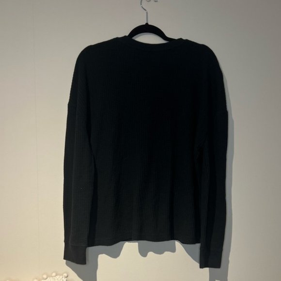 Roots Waffle Knit Henley Longsleeve - XL in Black - Picture 3 of 4